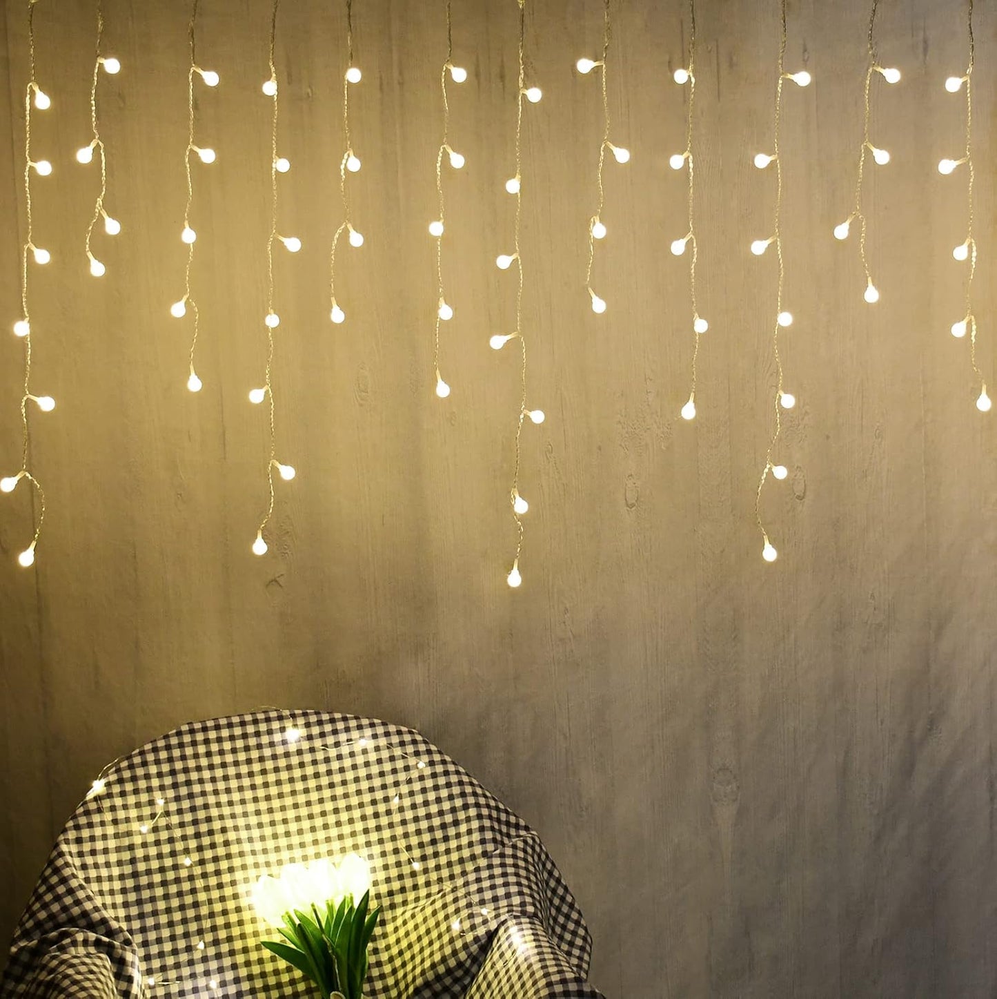 YOLIGHT Fairy Curtain Lights - 13ft 96 LED USB/Battery Powered Globe String Lights for Bedroom & Party Decor | Warm White