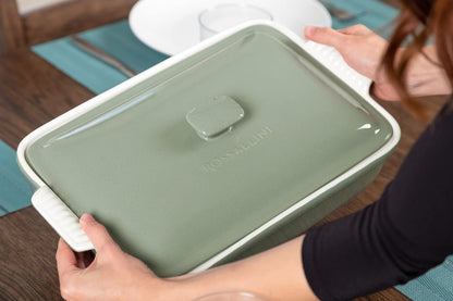 ROSSALLINI Stoneware Casserole Dish Set - Extra Large 4.23 Quart with Lid | 13x9 Inch in Verde Salvia (Sage Green)