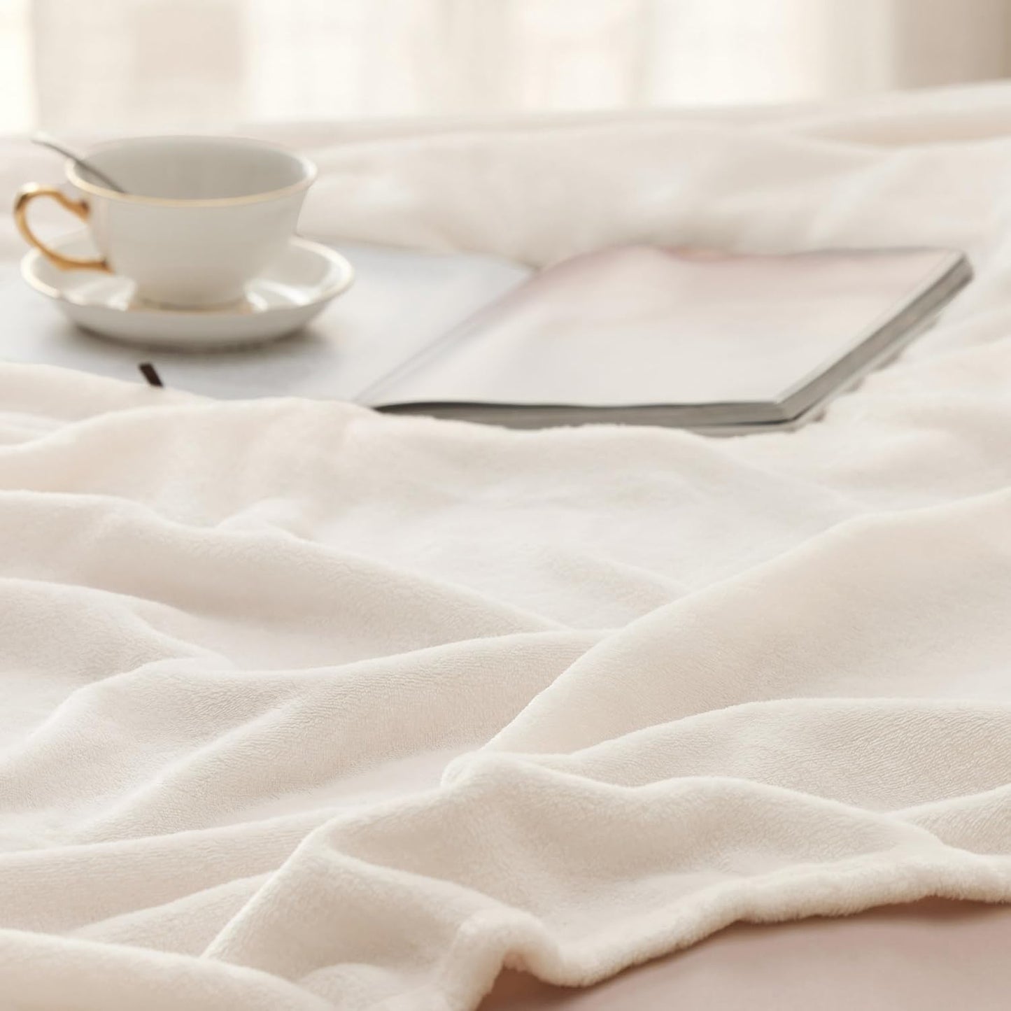 Bedsure GentleSoft Fleece Blanket - Queen Size Cream Plush Microfiber, Soft & Cozy 90x90 Inches