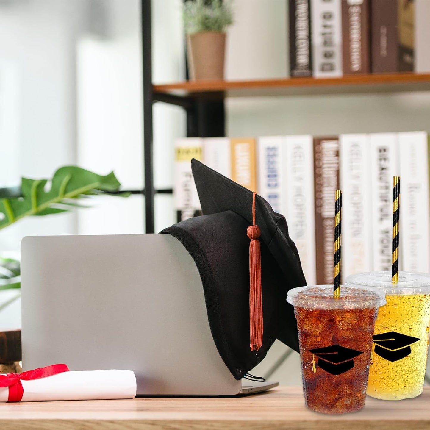 Whaline 50Pcs 12Oz Graduation Cups - Black Graduation Cap Design with Lids & Straws for Party Supplies