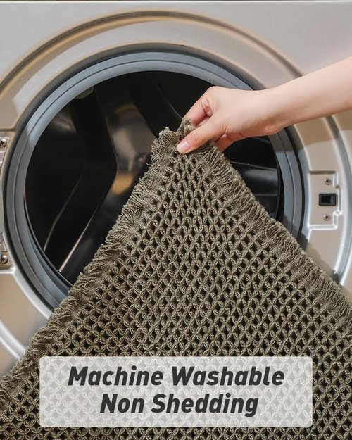 AMOAMI Upgraded Waffle Runner Rug, Super Absorbent Non Slip Bath Mats for Bathroom Floor, Washable Bathroom Runner Rug with Tassels, Ideal for Hallway Bedroom Laundry Room, Green, 2'x 4'(24" x 48")