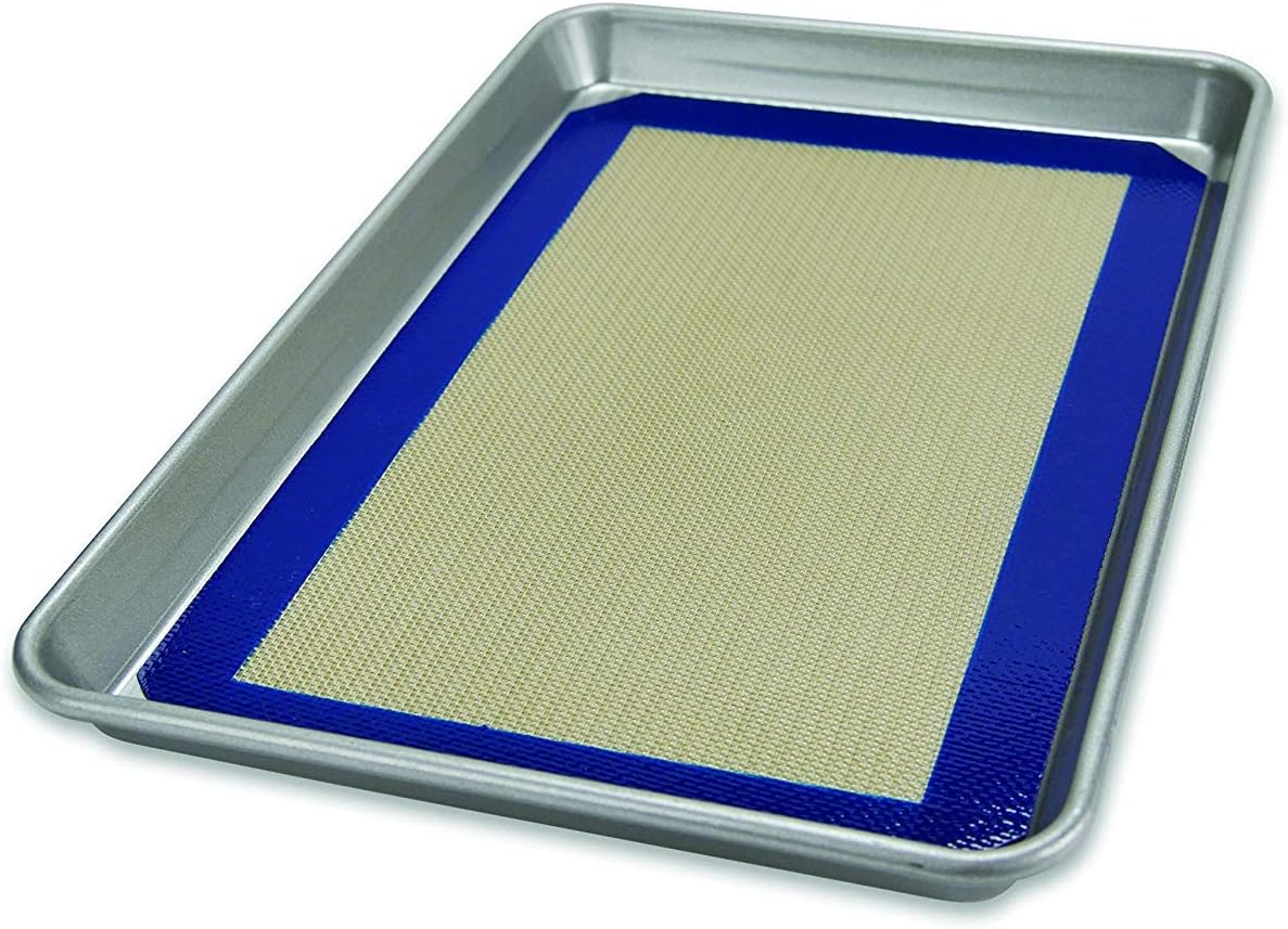USA Pan Bakeware Nonstick Half Sheet Pan Set with Silicone Mat - Perfect for Baking & Cooking