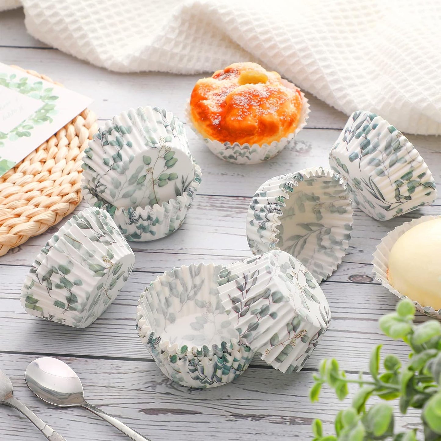 WILLBOND Greenery Cupcake Liners - 300 Count Baking Cups for Baby Showers & Parties