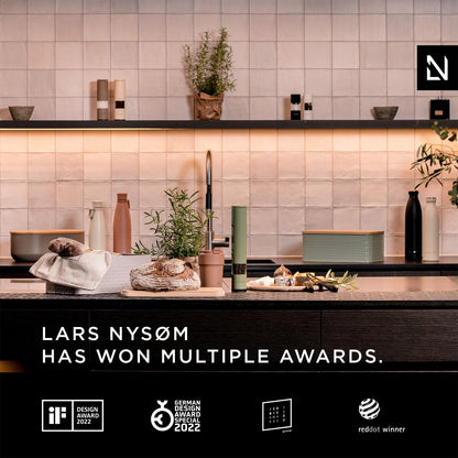 LARS NYSØM Salt and Pepper Grinder Set I Salt and Pepper Mills with Adjustable Ceramic Grinder 2 pieces I Manual Design Spice Mill Set (Blue)