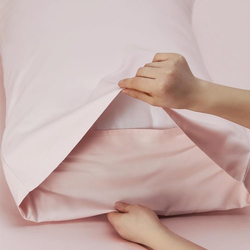 Bedsure King Size Cooling Sheets Set - Breathable & Soft Rayon from Bamboo, Deep Pocket, Pink