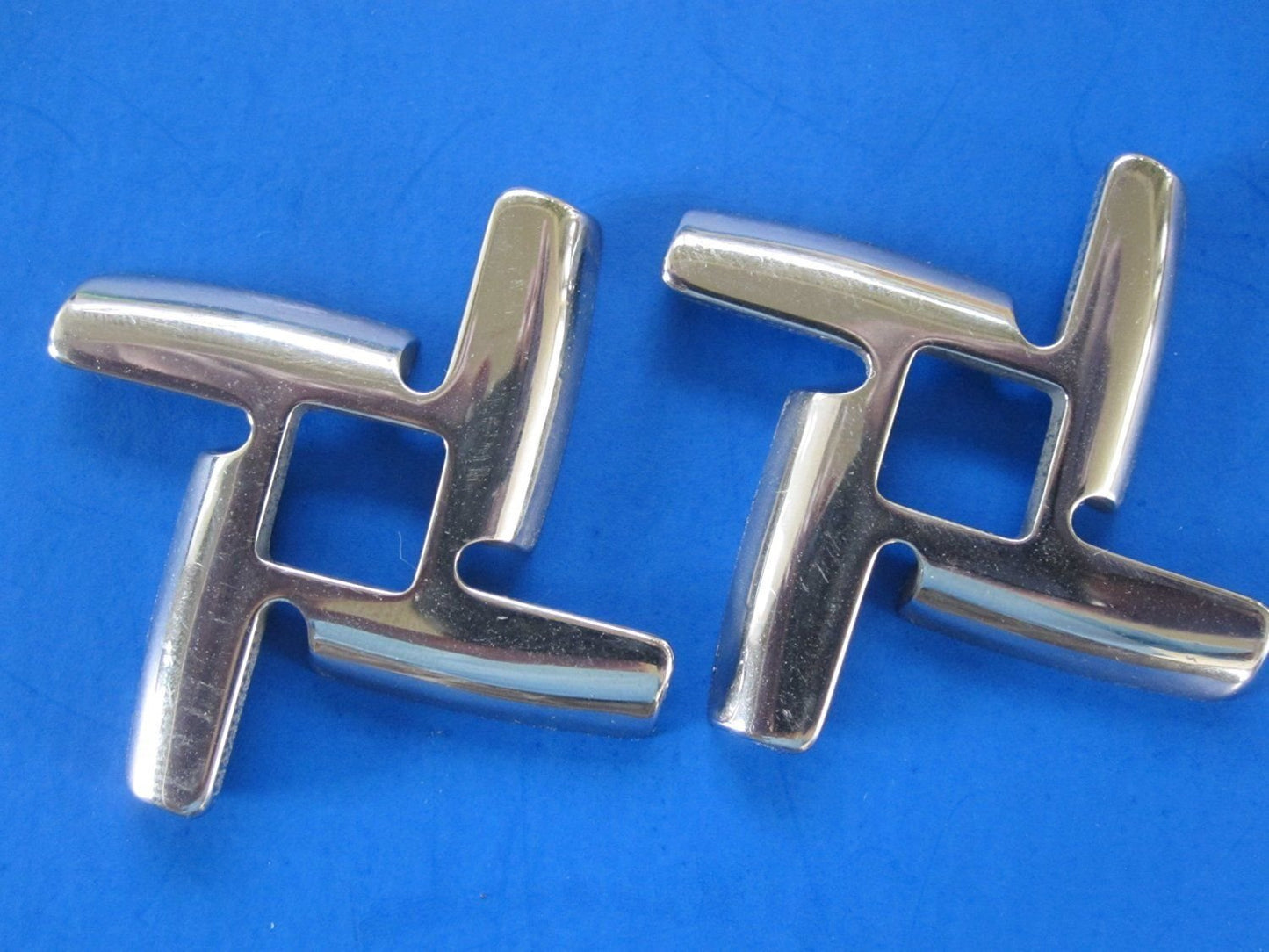 TWO PACK. Replacement blades for the new KSMMGA meat grinder. These are exclusively made for the new metal meat grinder attachment for your Kitchenaid mixer. *SEE PHOTOS for compatability*