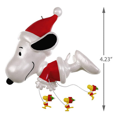Hallmark Keepsake 2019 Snoopy Parade Ornament – Fly On Snoopy Balloon
