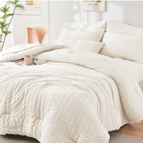 HYMOKEGE Ivory Queen Comforter Set Seersucker 7 Pieces, All Season Luxury Bed in a Bag for Bedroom, Bedding Set with Comforters, Sheets, Pillowcases & Shams