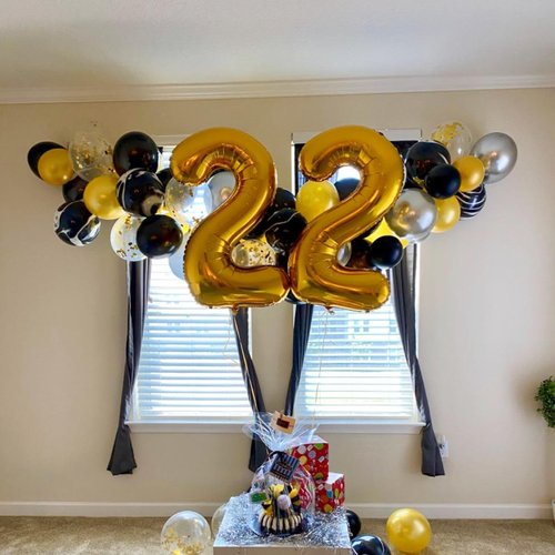 Gold Number 7 Balloon by [Brand Name] - 40 Inch Birthday Decoration for Ages 7, 17, 27, 70