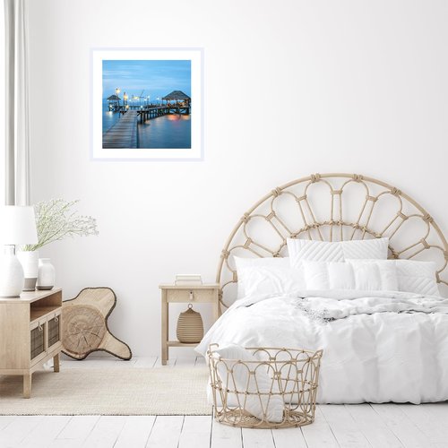 JCJMY 24x24 Picture Frame White with 20x20 Mat, Display Photo 20x20 with Mat or 24 x 24 Without Mat, Wall Hanging Large 24x24 Poster Frame with Shatter Resistant Plexiglass, White
