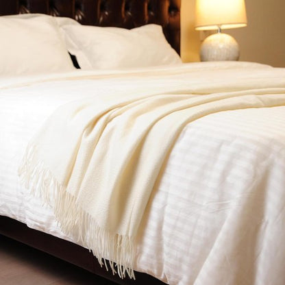 CUDDLE DREAMS Cashmere Throw Blanket - Luxuriously Soft with Fringe | Elegant Ivory Color