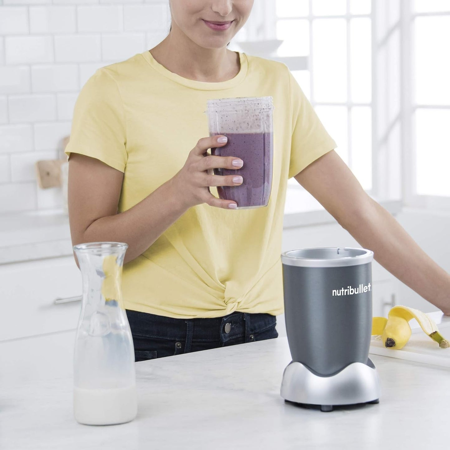 NutriBullet Magic Bullet 600W Smoothie Blender - 8 Pieces - Sleek Grey Design