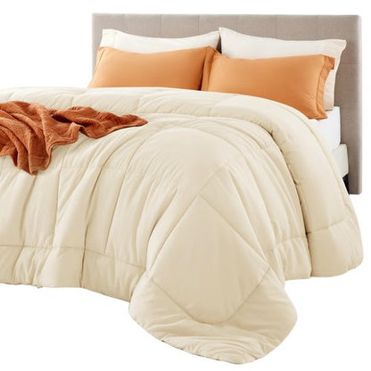 Bedsure Comforter Duvet Insert - Quilted Comforters Queen Size, All Season Duvet, GentleSoft Down Alternative Bedding, with 8 Tabs, Gifts for Women/Men, Cream,Queen 88 x 88 Inches