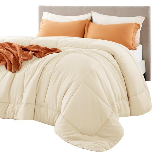 Bedsure Comforter Duvet Insert - Quilted Comforters Queen Size, All Season Duvet, GentleSoft Down Alternative Bedding, with 8 Tabs, Gifts for Women/Men, Cream,Queen 88 x 88 Inches