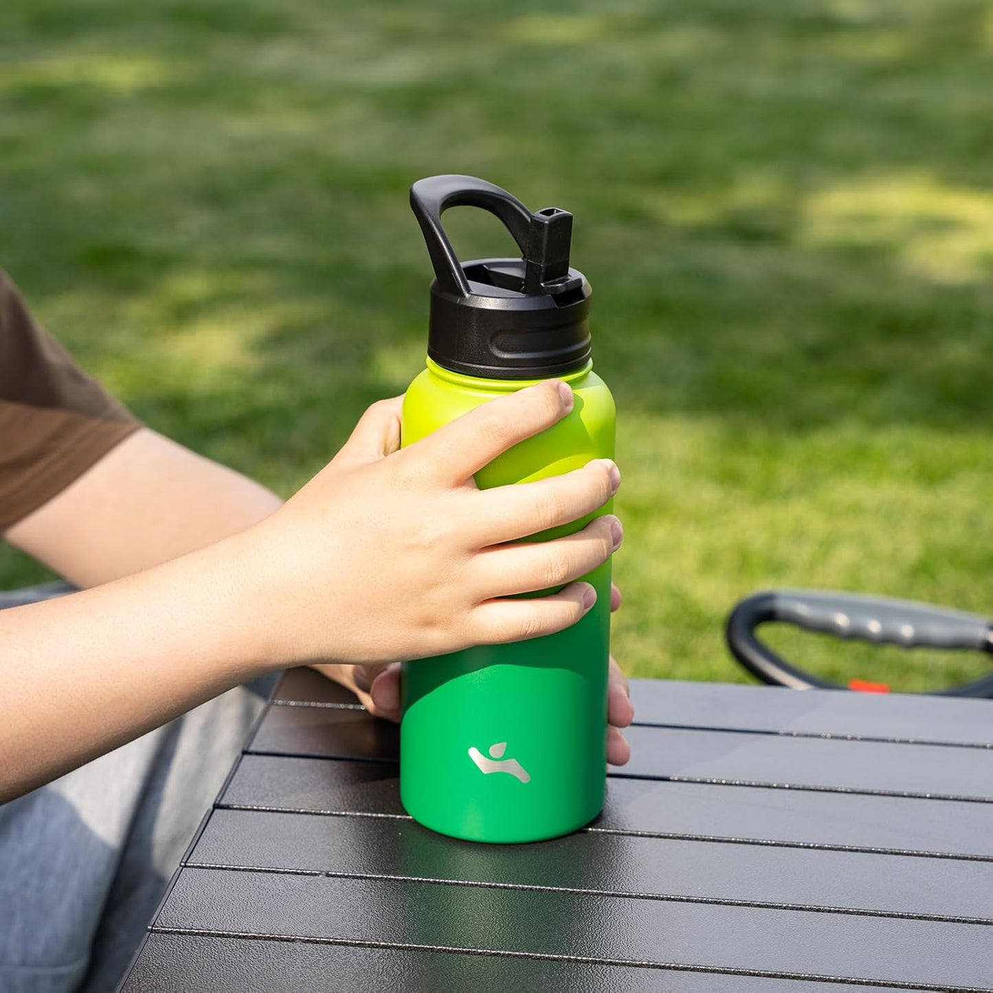 Skiennix 22oz Stainless Steel Water Bottle - Insulated with 3 Lids | Bamboo Grove Design