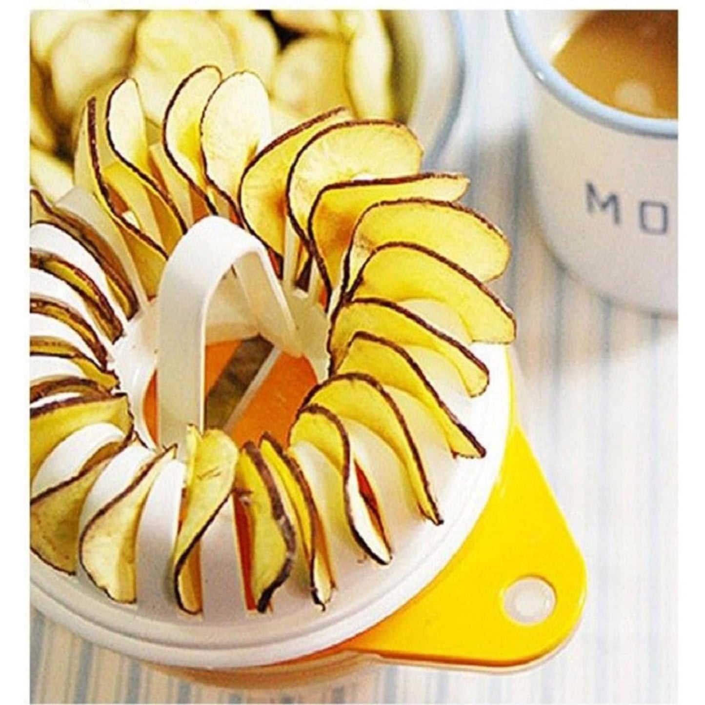 Microwave Potato Chip Maker with Potato Chip Slicer,Microwave Oven Potato Chips Baking Tray,Multifunctional Potato Chip Tools DIY Snack Baking Gadget,Microwave Potato Chip Maker Baking Tray (2PCS)