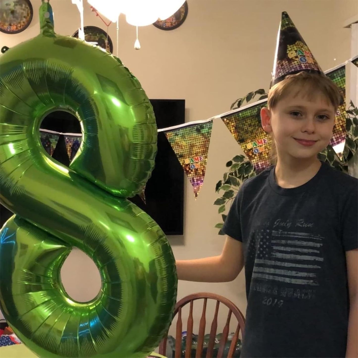 Regine Switzerland 40-Inch Green Foil Number 9 Balloon - Large Helium Decoration for Birthdays & Anniversaries