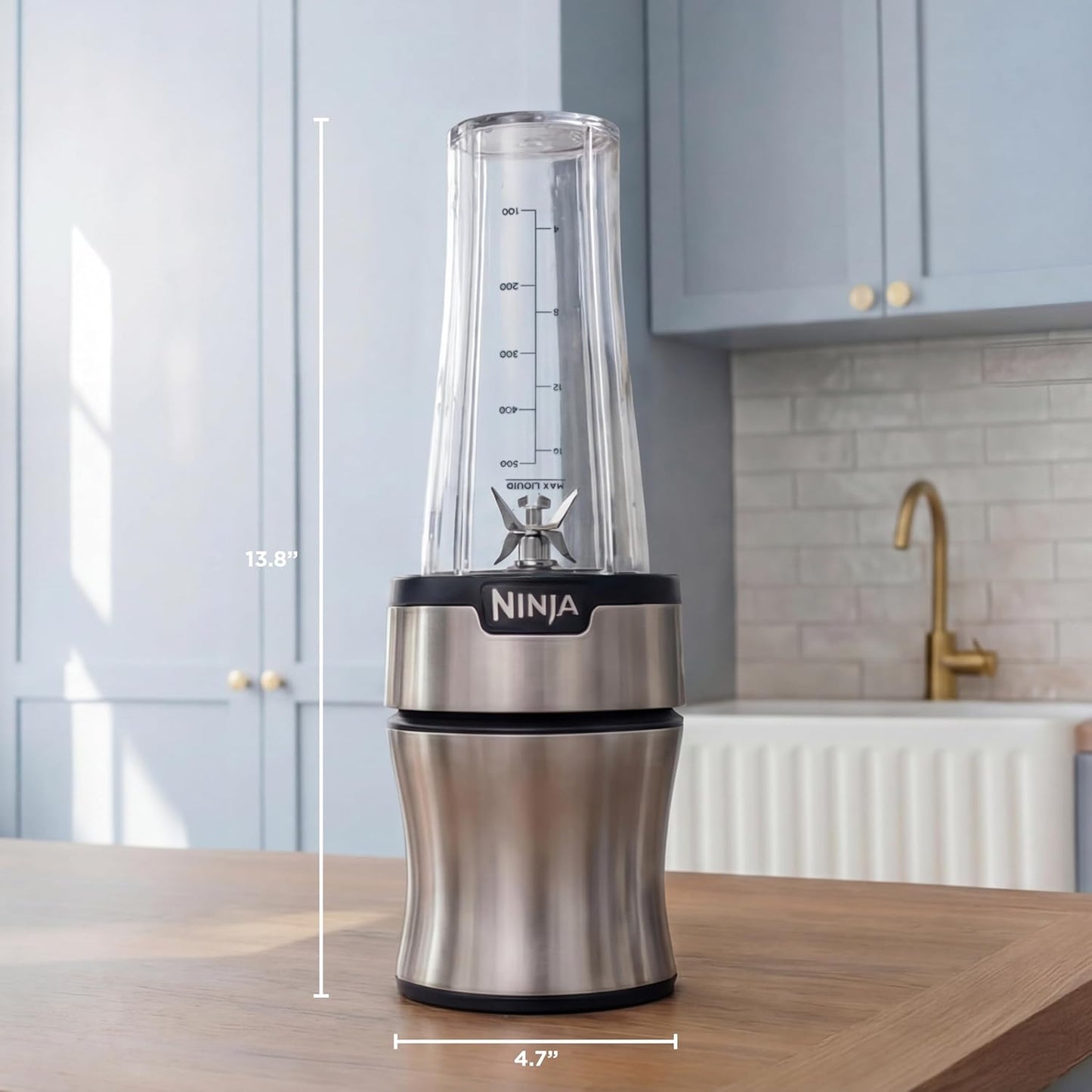 Ninja Nutri-Plus Personal Blender - Compact Push-To-Blend for Smoothies & Frozen Drinks | 3 To-Go Cups & Lids | 900 Peak Watts | Silver | BN301