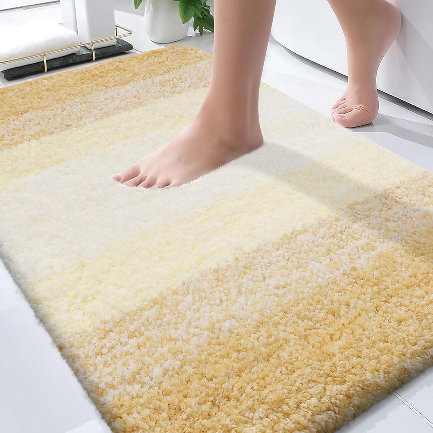 OLANLY Bathroom Rugs Mat - Extra Soft Microfiber Bath Rug with Rubber Backing | 30x20, Quick Dry, Light Yellow