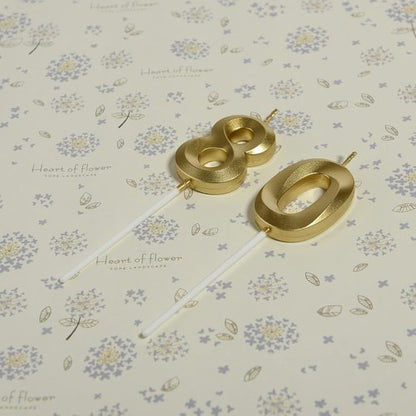 Gold Number 80 Cake Topper by [Brand Name] - Elegant 80th Birthday Candles for Party Decor