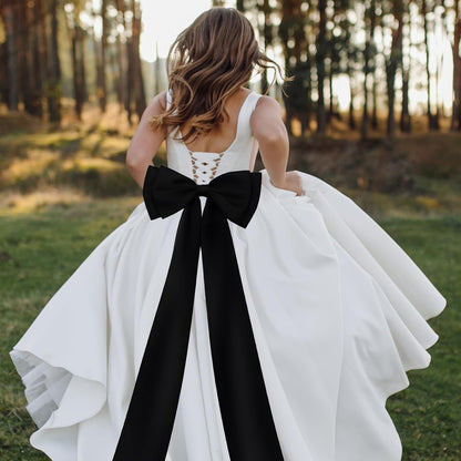Regine Switzerland Large Satin Bow Decoration - Giant Wall Bows for Weddings & Baby Showers | Black