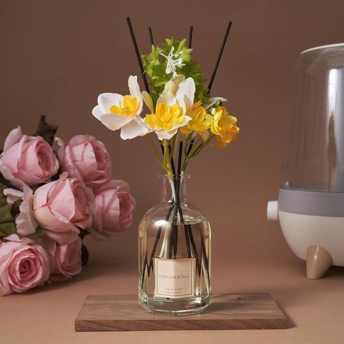 COCORRÍNA Reed Diffuser - Clean Linen Scent | 8.5 Fl. Oz. (250ml) Floral Home Decor with 8 Sticks