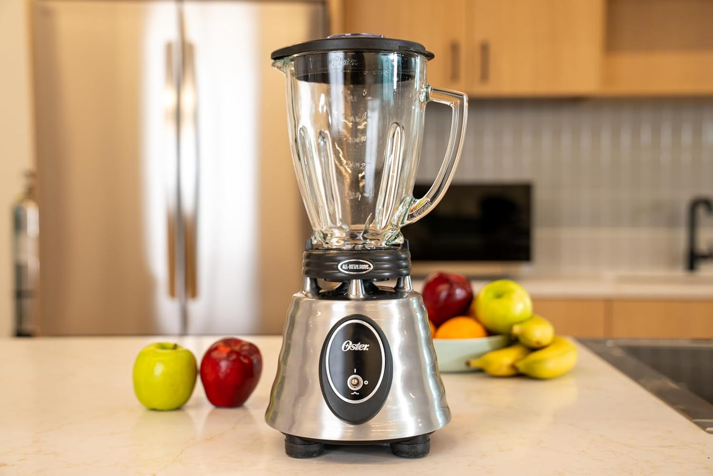 Oster Classic Series Blender - 1000W Power, 6-Cup Glass Jar, Stainless Steel Finish