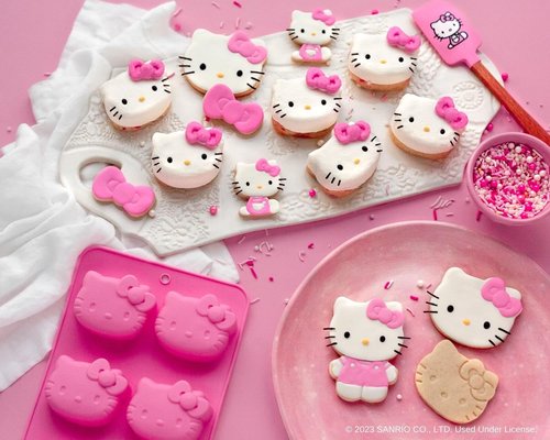 Handstand Kitchen Hello Kitty Ultimate Baking Party Set with Cupcake Mold, Cookie Cutters and More