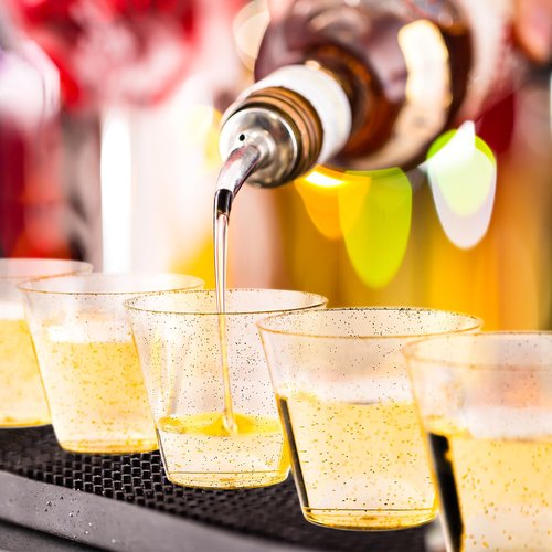 JOLLY CHEF 200 Pack 9 oz Glitter Plastic Cups, Disposable Gold Cups, Clear Plastic Tumblers for Wedding, Thanksgiving, Christmas Party