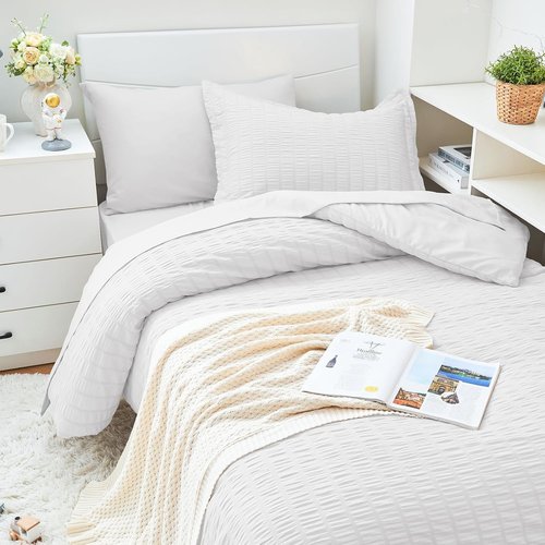 HYMOKEGE Twin XL Comforter Set - 5-Piece Seersucker Luxury Bedding Set for All Seasons | White