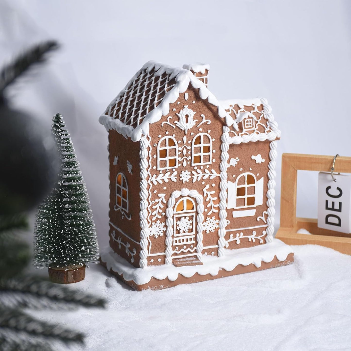 Sheaifun Gingerbread House Decor - Indoor Resin Christmas Decoration with LED Lights | 9 x 5 x 10.2 Inch