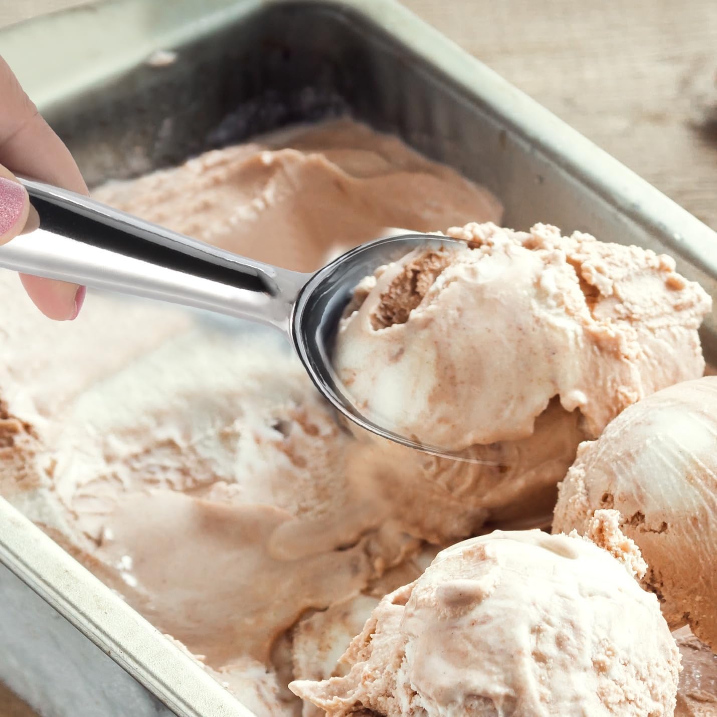 Zinc Alloy Ice Cream Scoop - Heavy-Duty One-Piece Design for Effortless Scooping & Comfort