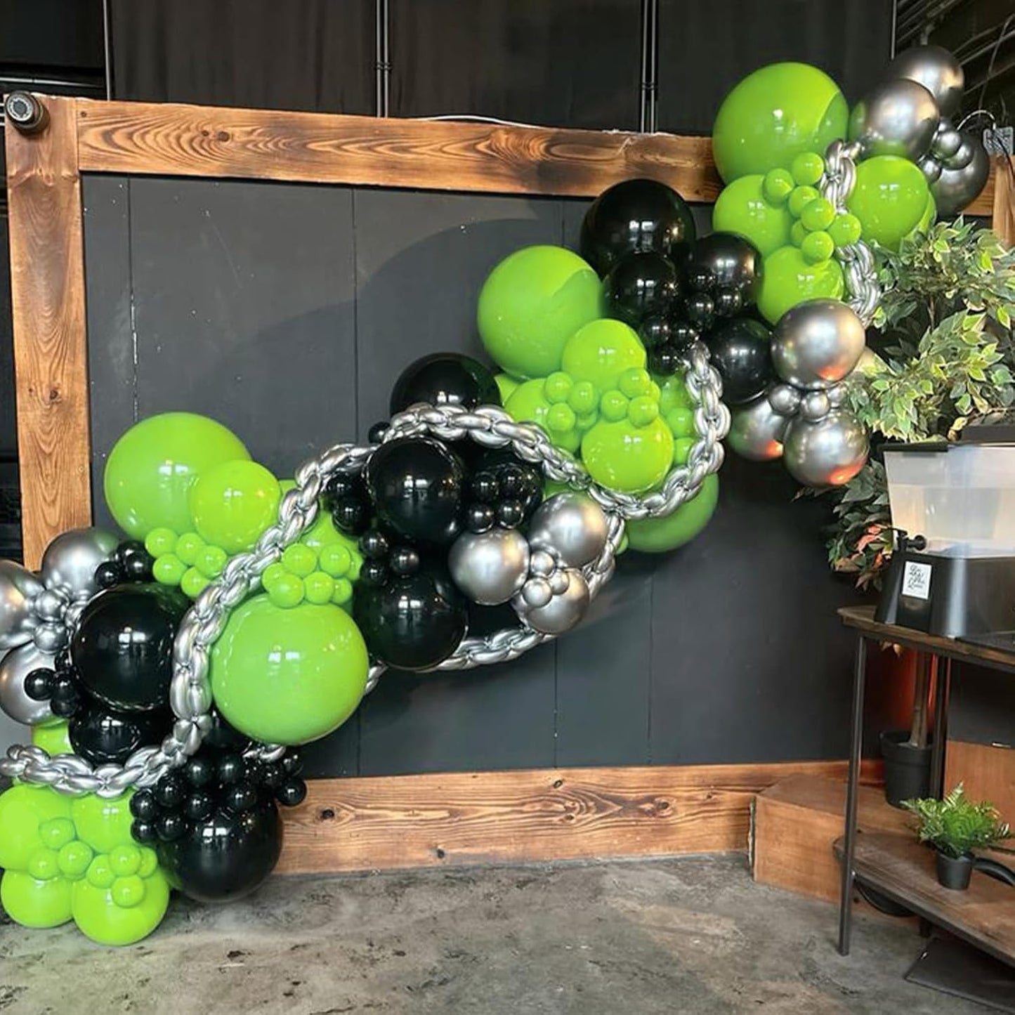 Skiennix Lime Green Balloons - 120pcs in 5-18 Inch Sizes for Dinosaur Baby Shower & Birthday Party Decor