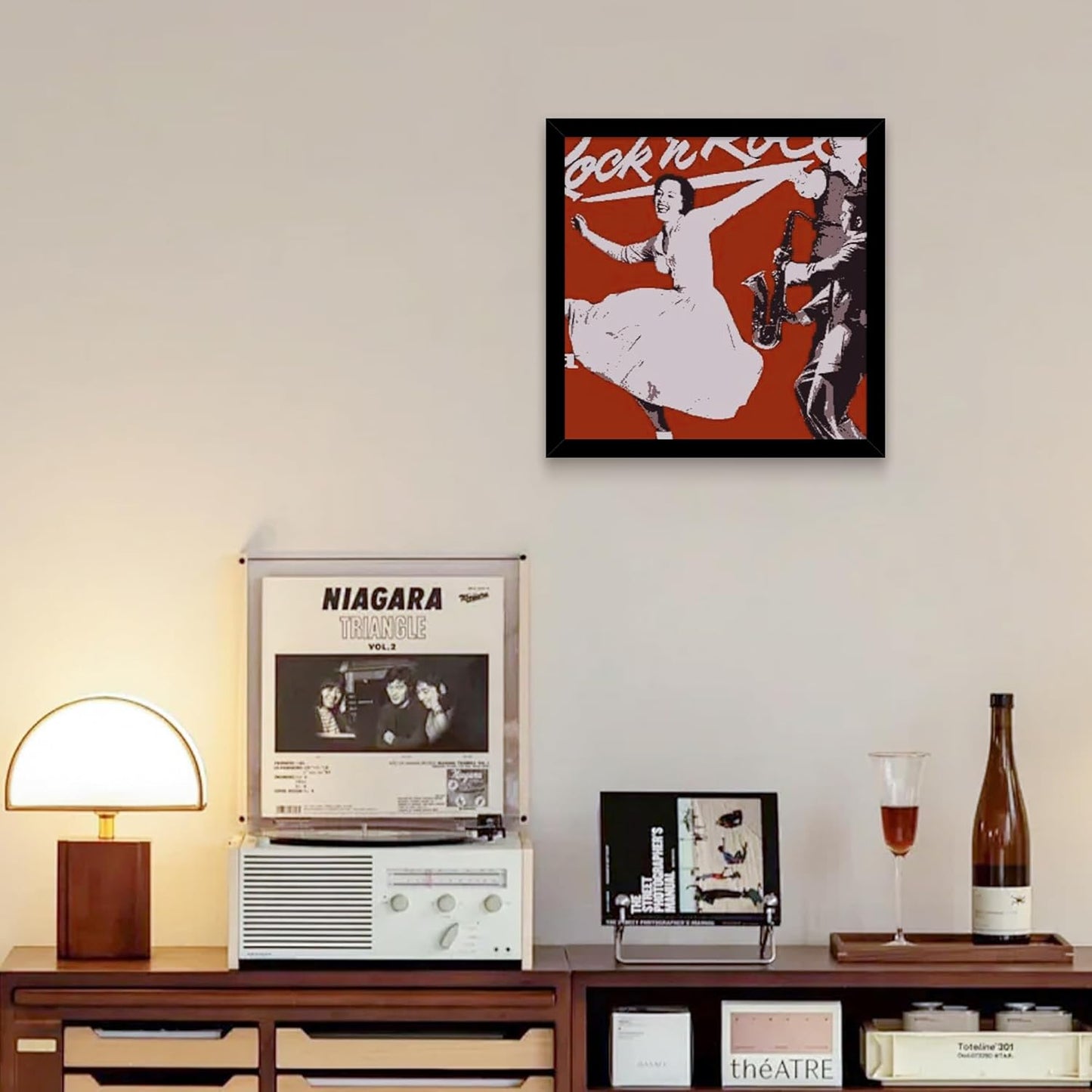 Upsimples Vinyl Record Frame - Display 10x10 Pictures with Mat or 12.5x12.5 Without - Black, 1 Pack
