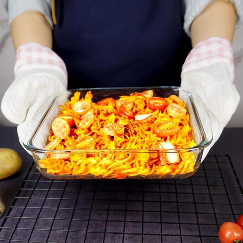 8×8in Square Glass Baking Dish by [Brand Name] - 1.6QT Oven Safe Baking Pan for Delicious Meals