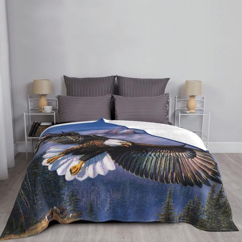 Bald Eagle Blanket American Eagle Decor Throw Blanket Bald Eagle Blanket Gifts for Men Super Warm Soft Plush Lightweight Fleece Flannel Blanket Winter Couch Bedding Blanket for Kids Adults 80"X60"