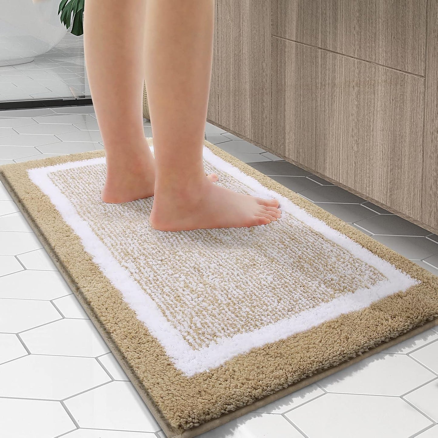 OLANLY Bathroom Rugs - Extra Soft Microfiber Bath Mat | Non-Slip, Quick Dry, 24x16, Beige