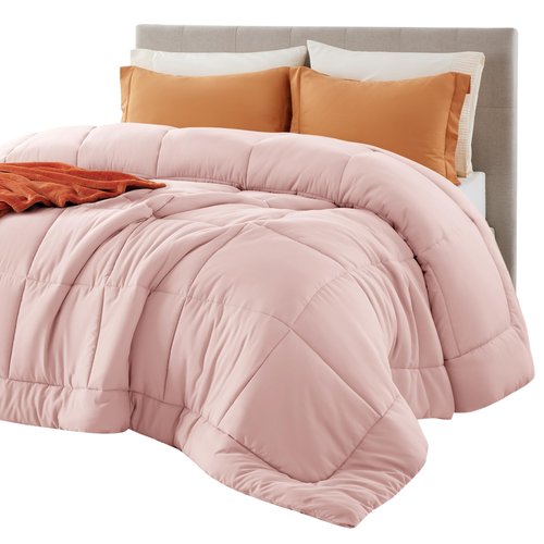 Bedsure Comforter Duvet Insert - Quilted Comforters Full Size, All Season Duvet, GentleSoft Down Alternative Bedding Blanket, with 8 Tabs, Gifts for Women/Men, Pink, Full 86 x 82 Inches