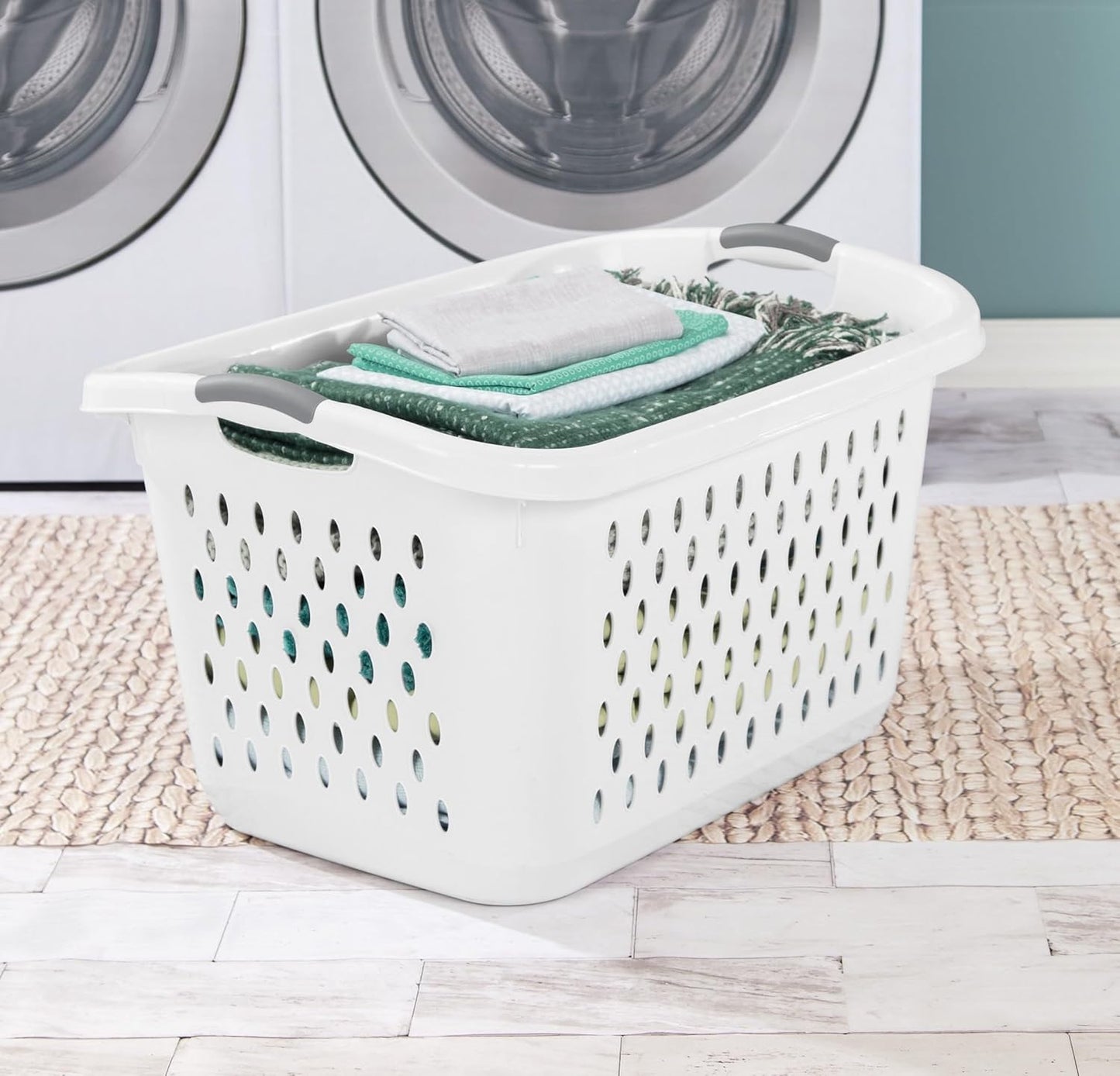 Skiennix Extra Large Plastic Laundry Basket - 2.7 Bushel Capacity with 2 Carry Handles | White