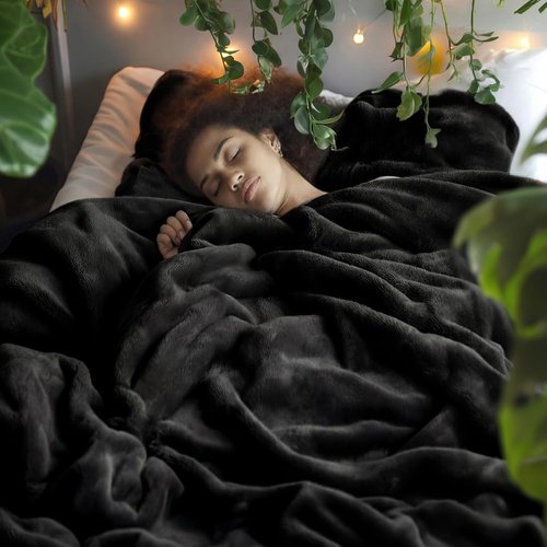 Bedsure GentleSoft Fleece Blanket - King Size Black Plush Cozy Microfiber, 108x90 Inches