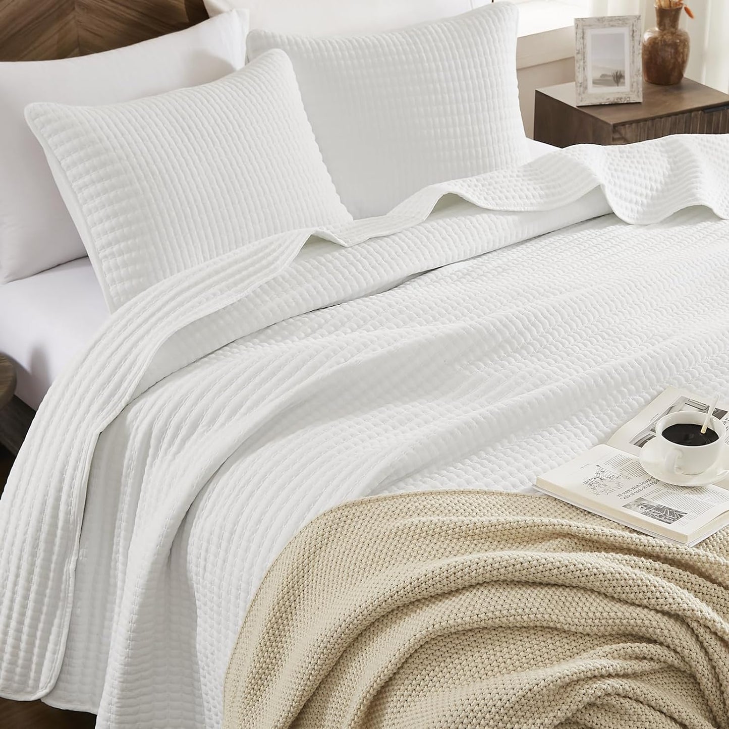 WRENSONGE King Size Quilt Bedding Set - 3 Piece Lightweight Summer Coverlet | Soft Bedspread with 2 Pillow Shams
