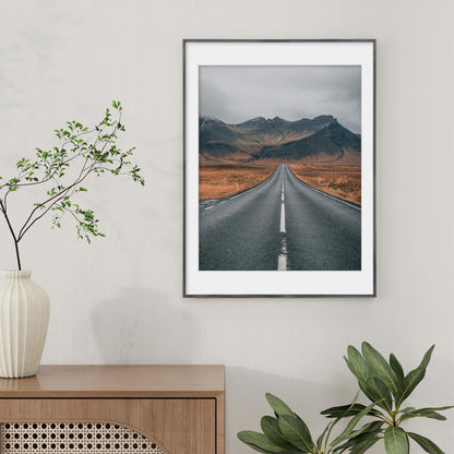 RICHFOCUS 18x24 Metal Picture Frame, Ultra-Thin Deep Aluminum Photo Frame with Cross-Hatch Brushed Satin Finish, Minimalist Modern Poster Frame with Tempered Glass and Mat for 16x20, Black