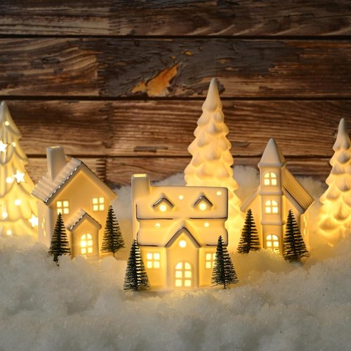 AOMOONOA Ceramic White Christmas Village Houses - 3-Piece LED Lighted Tabletop Decor Set with Trees