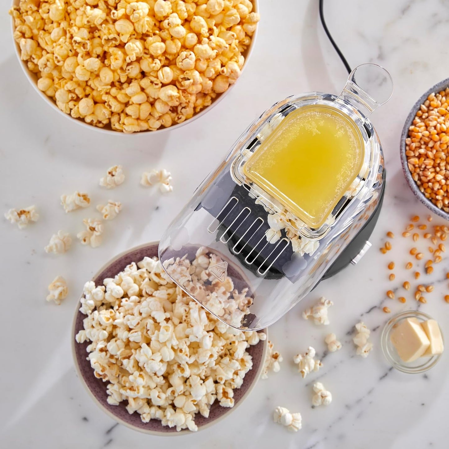 West Bend Air Crazy Popcorn Machine - Healthy Oil-Free Snacking, 4-Quart Capacity, Black