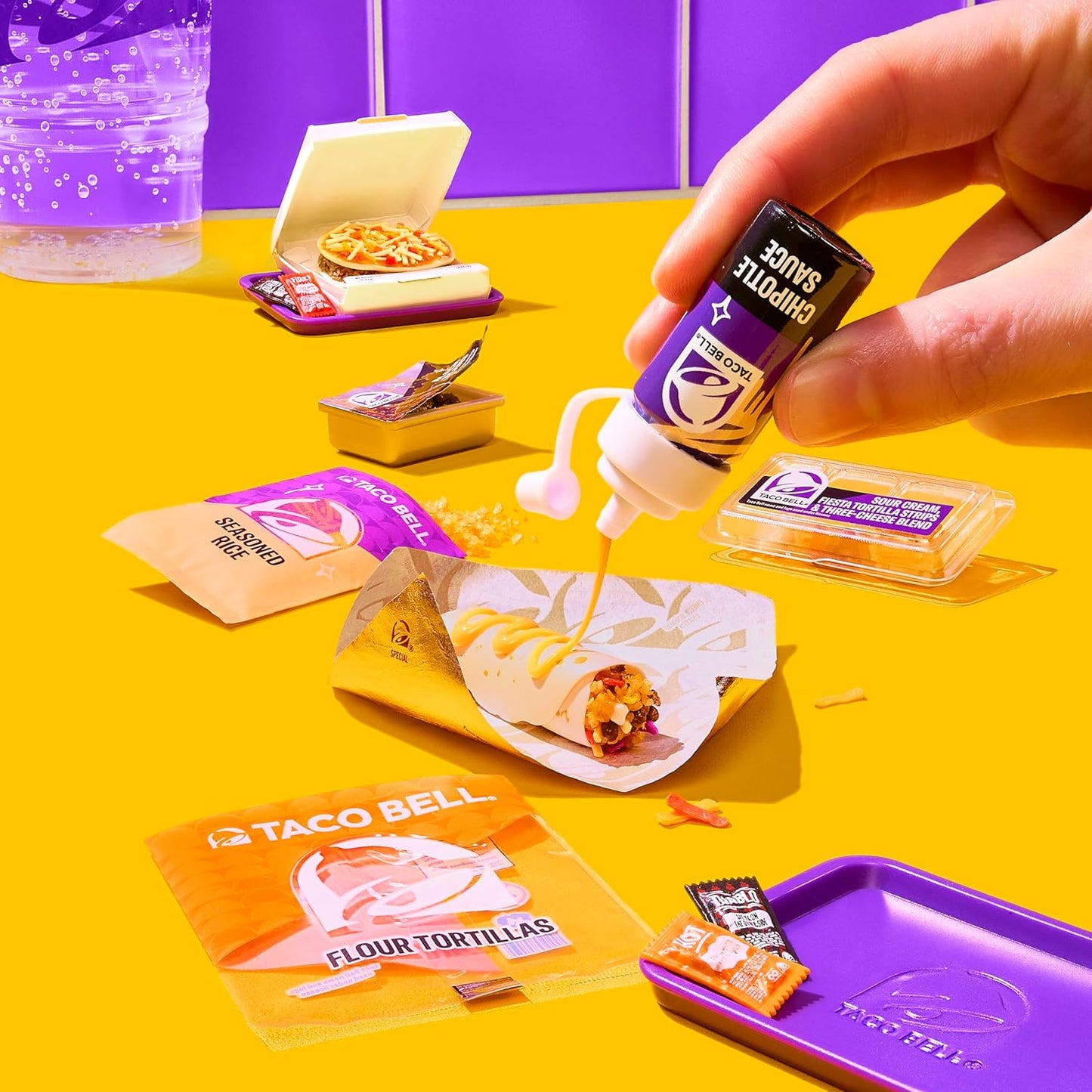 MGA's Miniverse Taco Bell Mini Collectibles - DIY Resin Replica Food, Blind Pack, Ages 8+