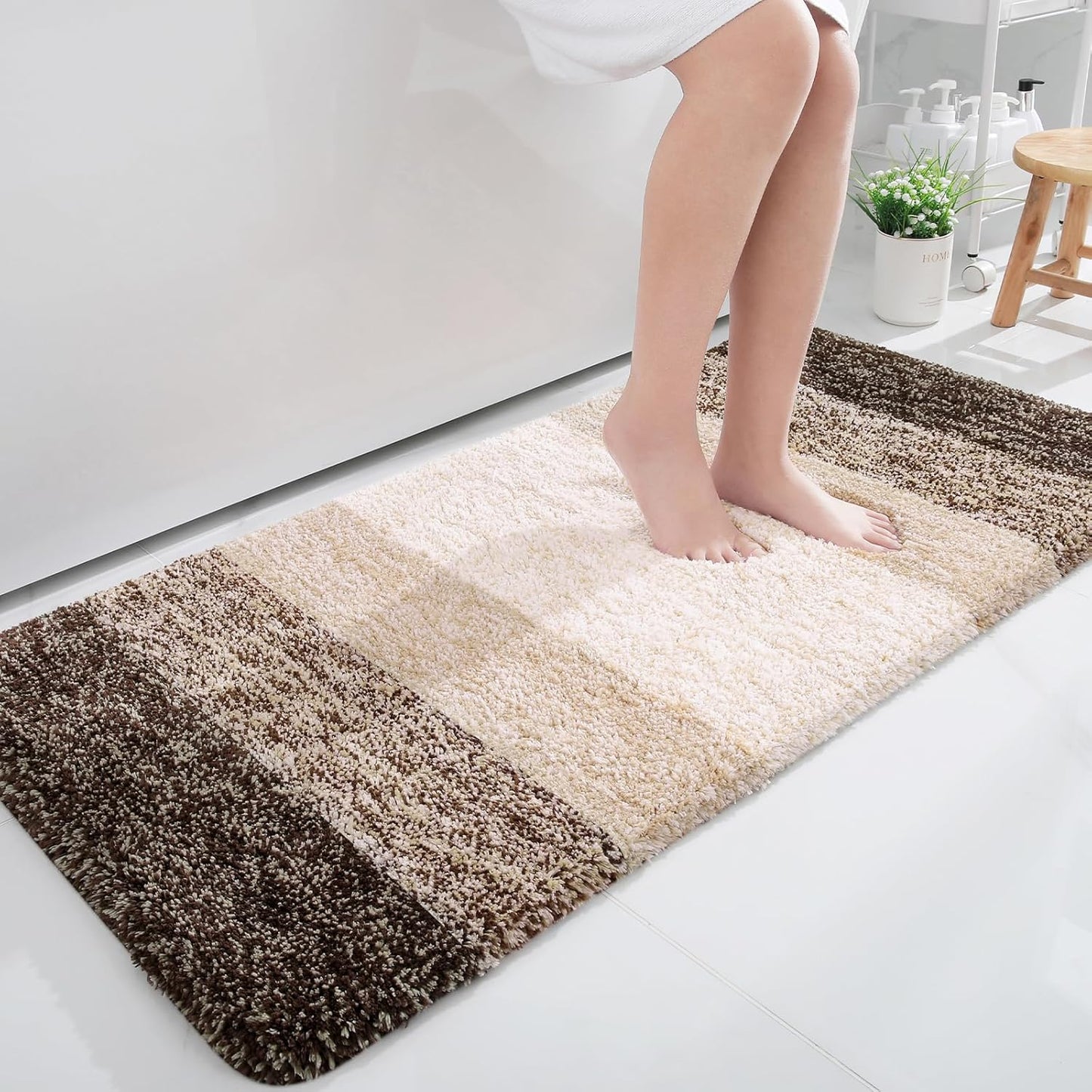 OLANLY Large Bath Rugs - Extra Soft Microfiber Mat with Rubber Backing | Quick-Dry & Washable, Light Brown 45x27
