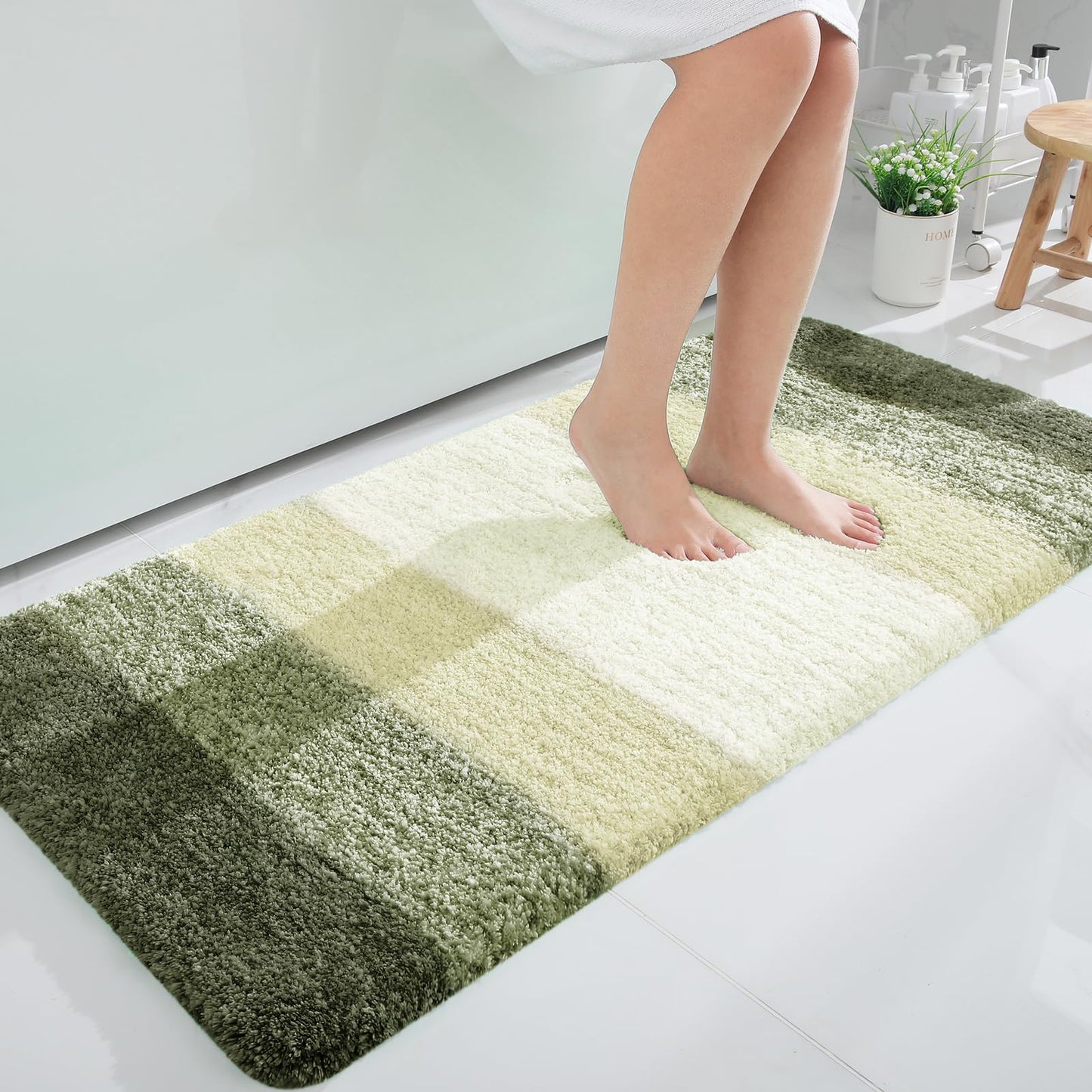 OLANLY Large Bathroom Rugs Mat 45x27, Extra Soft Absorbent Microfiber Bath Rugs, Rubber Backing, Quick Dry, Washable Bath Mats for Bathroom Floor, Tub and Shower, Home Decor Accessories, Dark Green