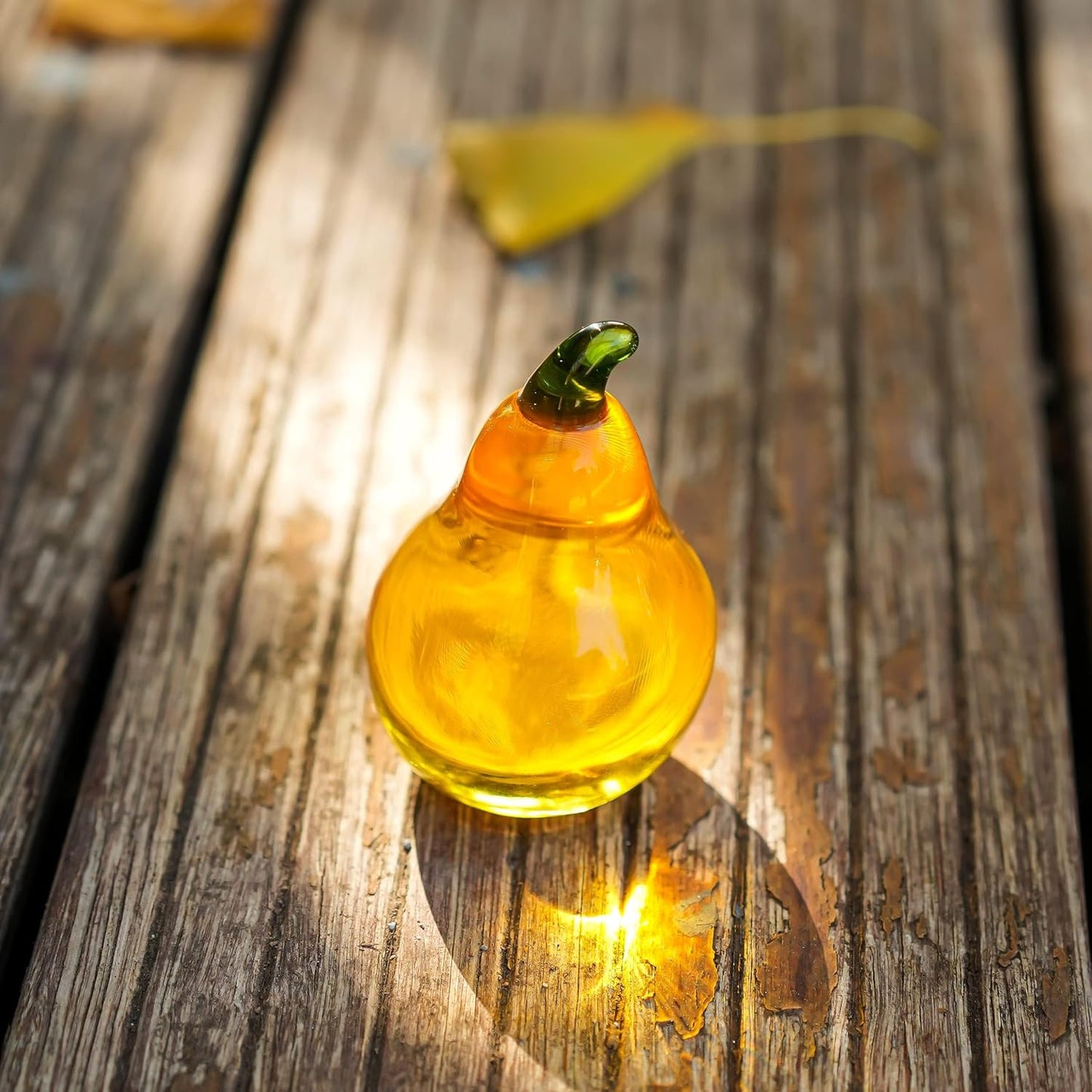 Skiennix Crystal Pear Figurines - Elegant Glass Fruit Decor for Office Tabletop Centerpiece | Perfect Gift for Mum