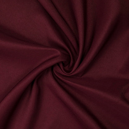 Gee Di Moda Rectangle Tablecloth - 60 x 84 Inch Burgundy Table Cloth for 5 Foot Rectangle Table - Heavy Duty Washable Fabric - for 5 Ft Buffet Table, Holiday Party, Dinner, Wedding & Baby Shower