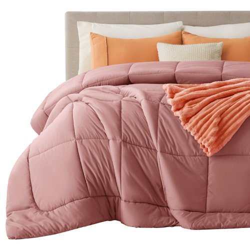 Bedsure Comforter Duvet Insert - Quilted Comforters Cal King Size, All Season Duvet, GentleSoft Down Alternative Bedding, with 8 Tabs, Gifts for Women/Men, Dusty Pink, California King 96 X 102 Inches